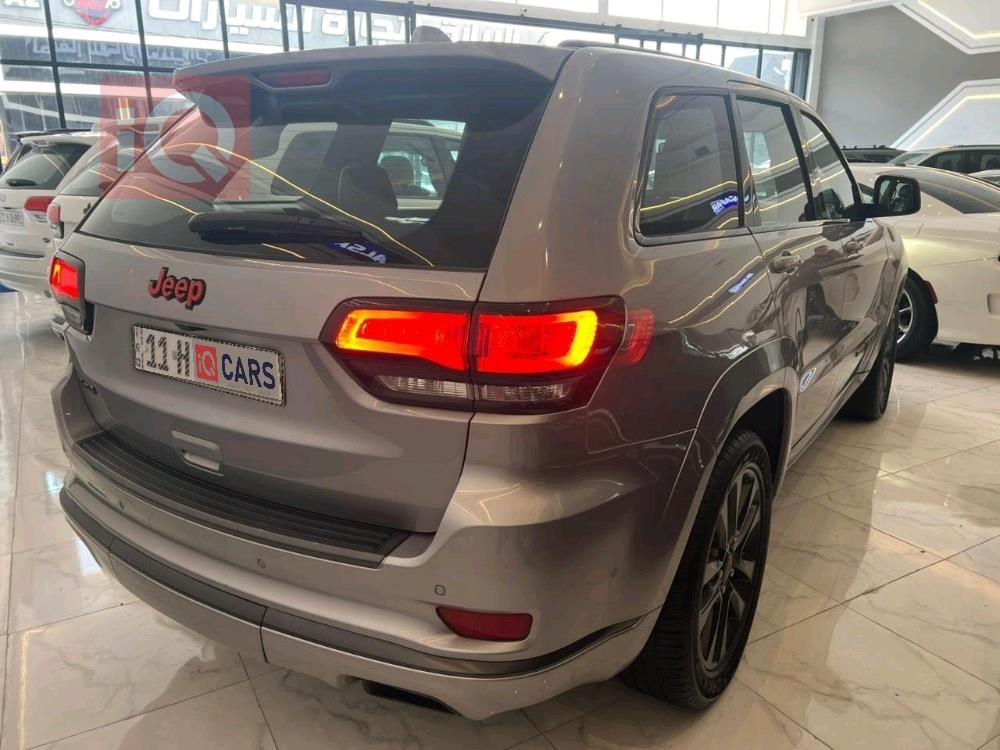 جيب جراند شيروكي